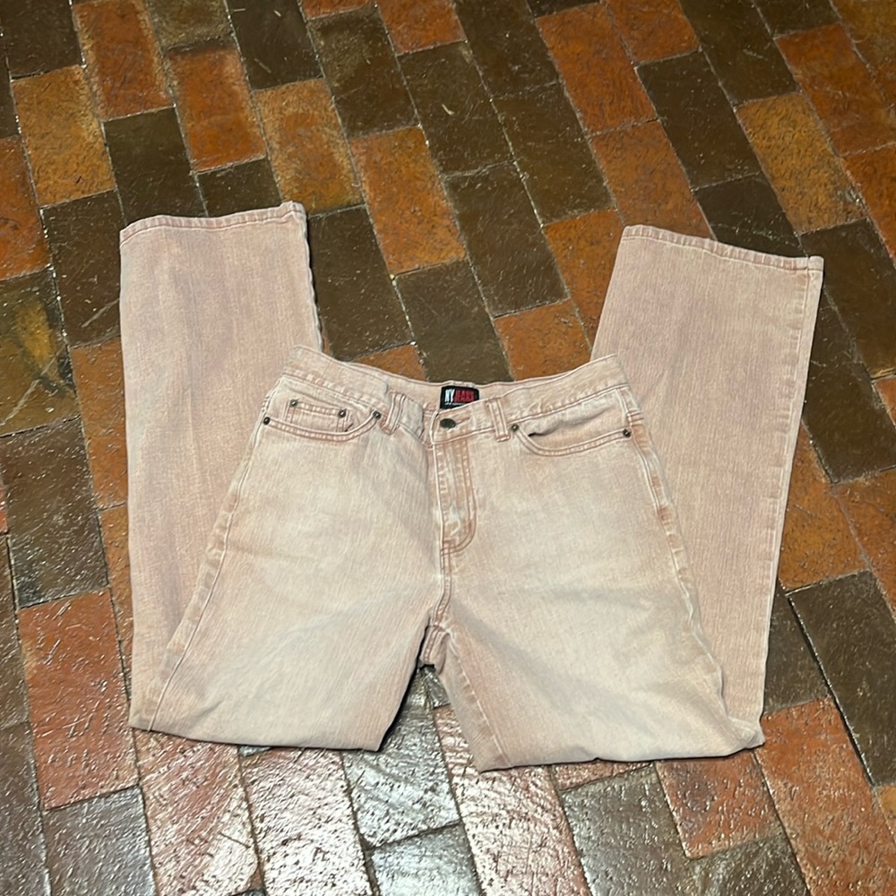 NY Jeans Women size 6 slightly flared leg in dusty pink